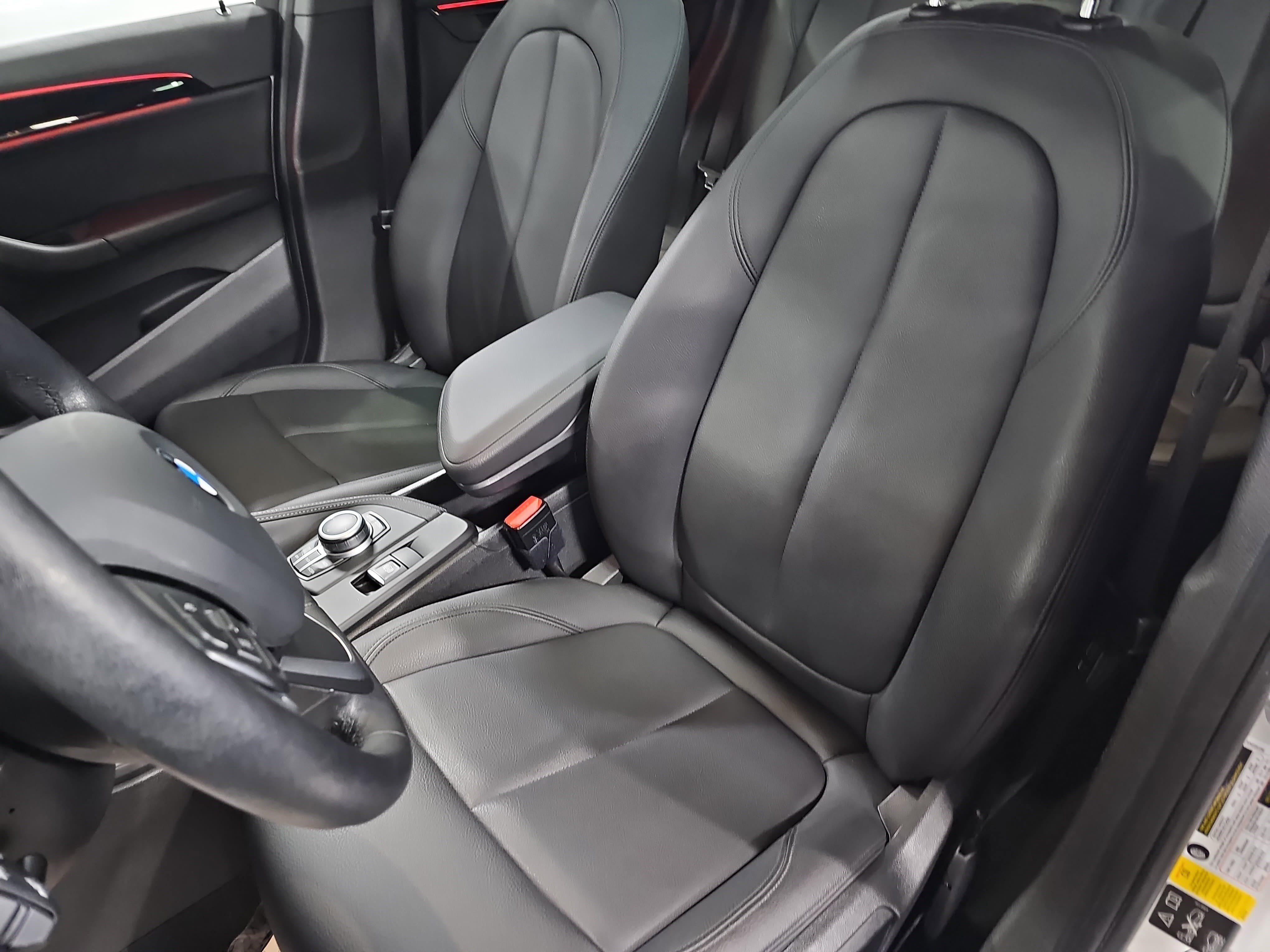 Used 2021 BMW X1 xDrive28i w/ Convenience Package image 16