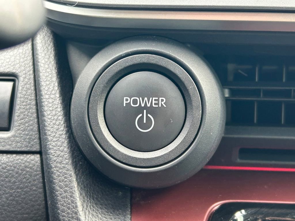 Used 2024 Toyota Prius Prime Premium w/ Advanced Technology Package image 29