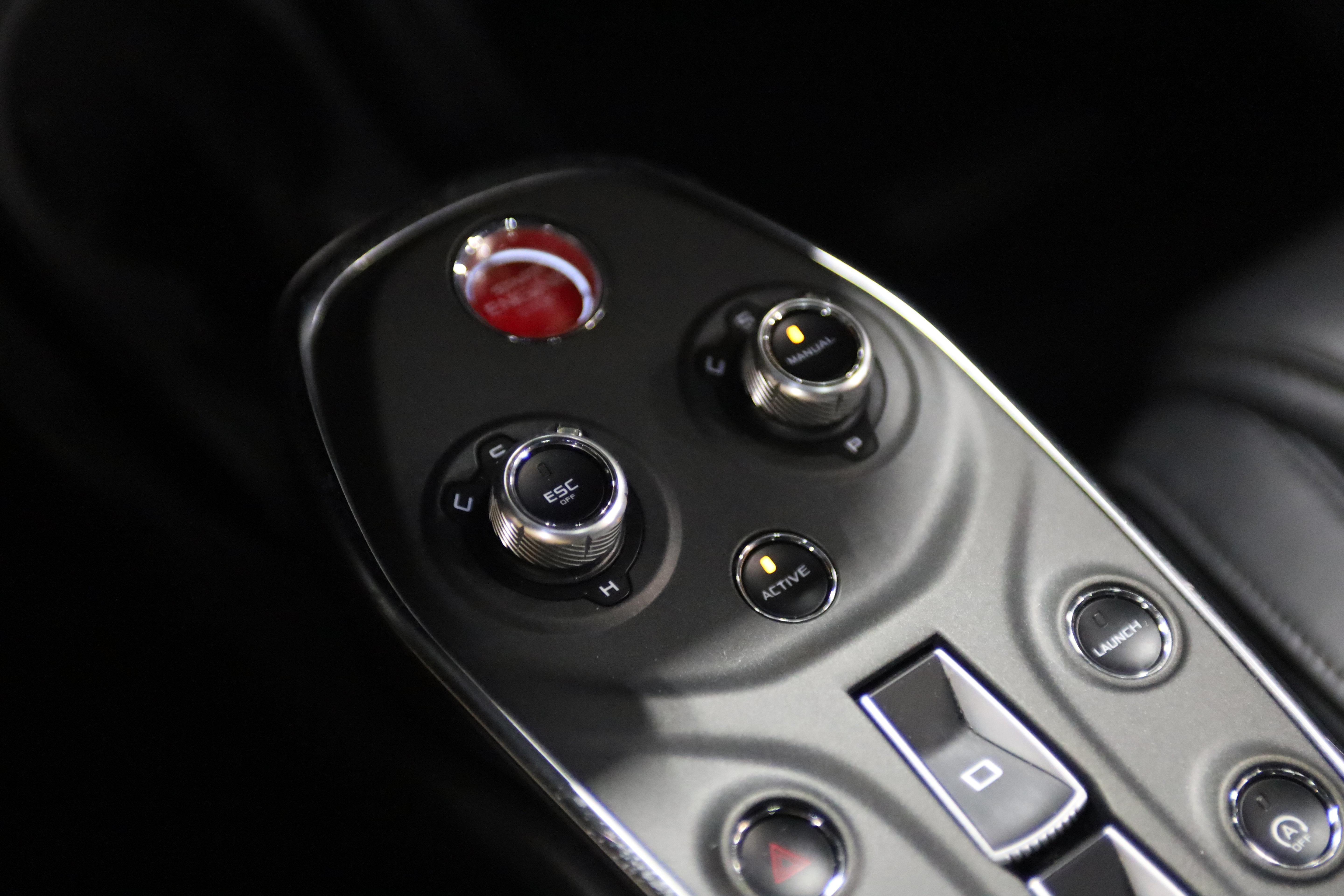 Used 2023 McLaren GT RWD image 32