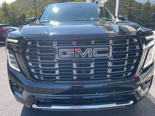 New 2025 GMC Yukon Denali Ultimate w/ LPO, Illumination Package image 3