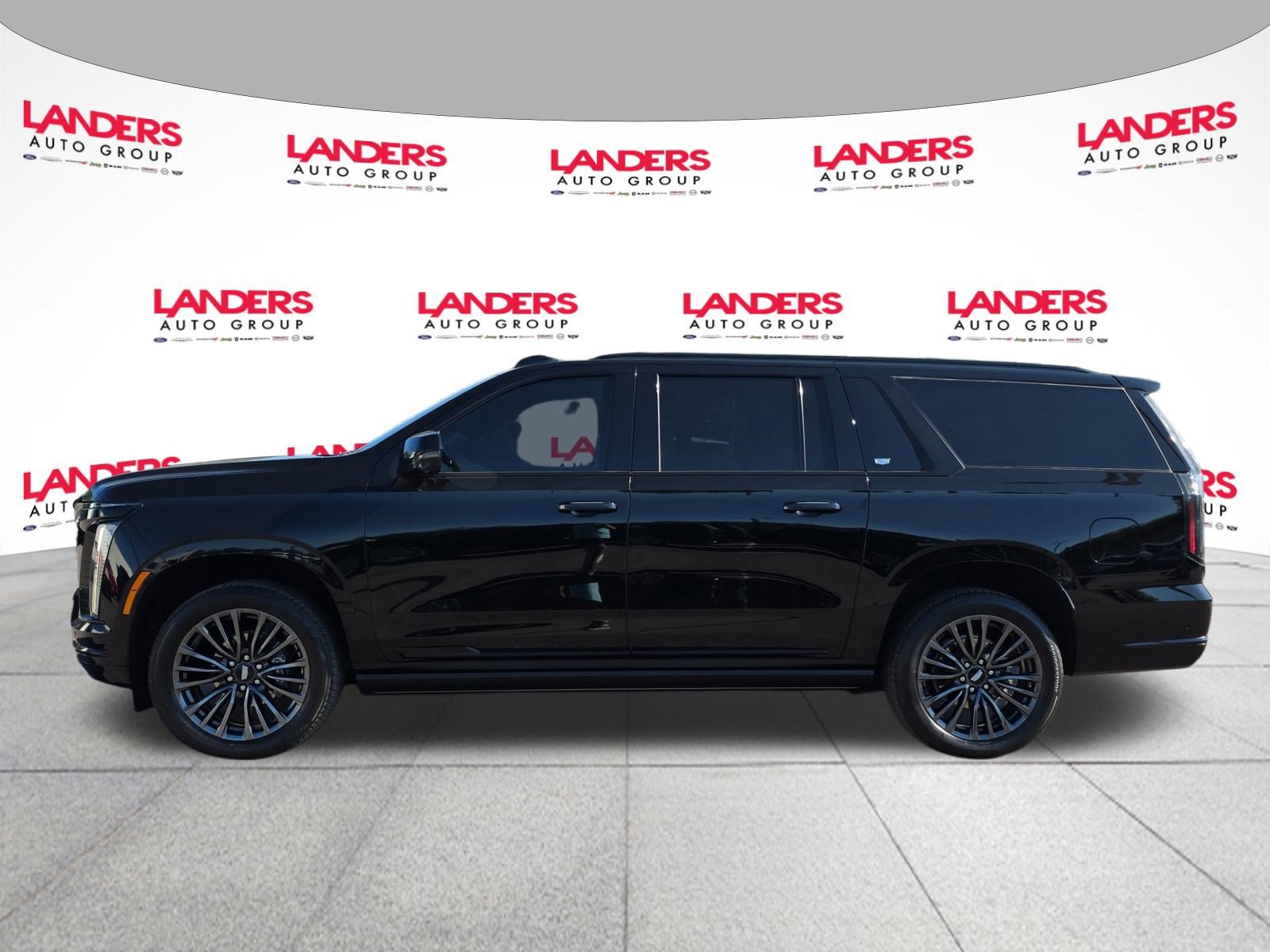 Used 2025 Cadillac Escalade ESV Sport Platinum w/ LPO, Floor Liner Package AWD/4WD image 6