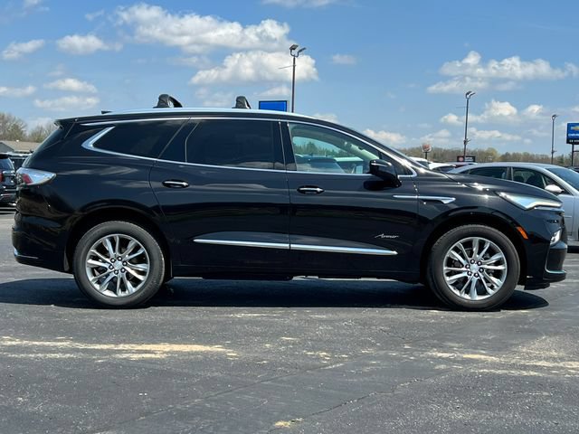 Used 2022 Buick Enclave Avenir w/ Avenir Technology Package AWD/4WD image 49