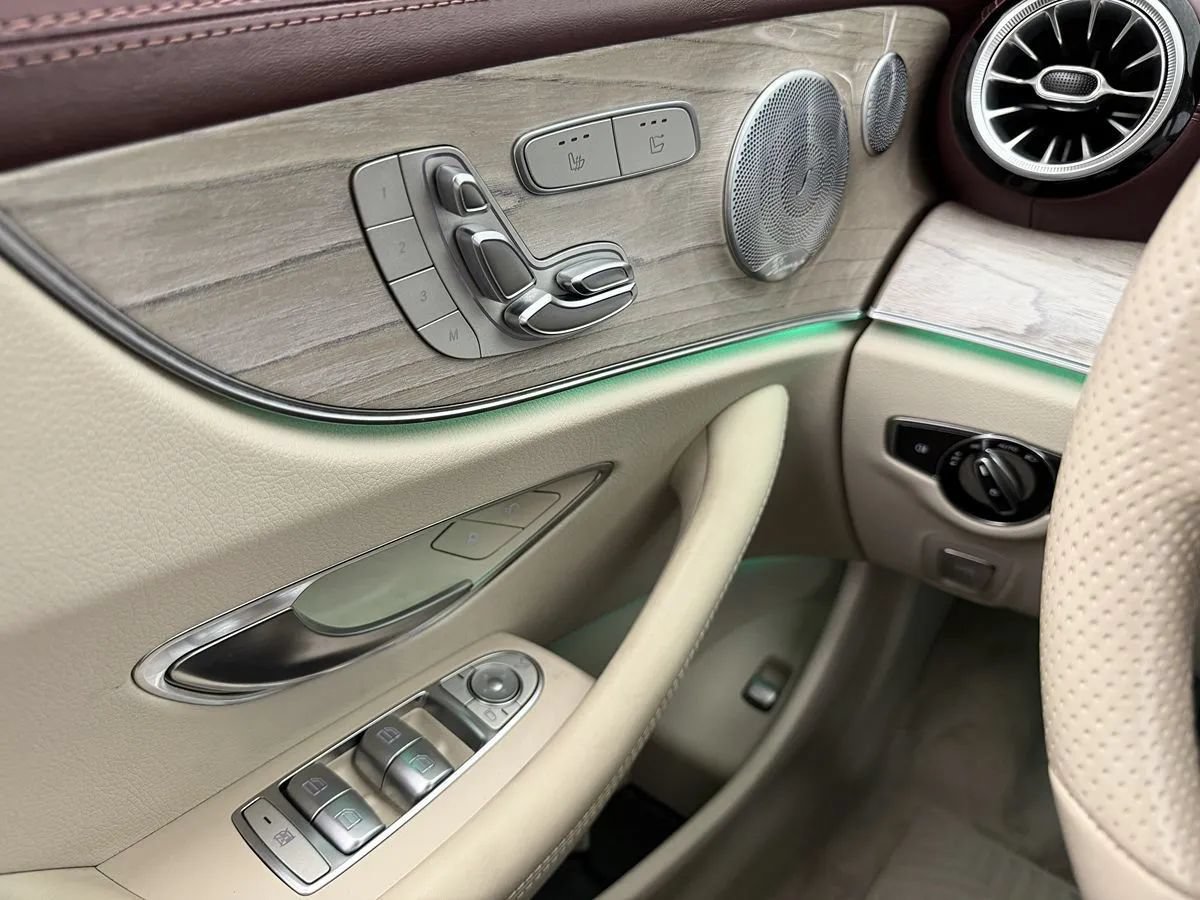 Used 2018 Mercedes-Benz E 400 4MATIC Cabriolet image 17