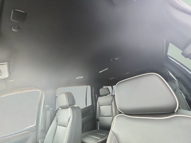 Certified 2023 Chevrolet Suburban Premier image 12
