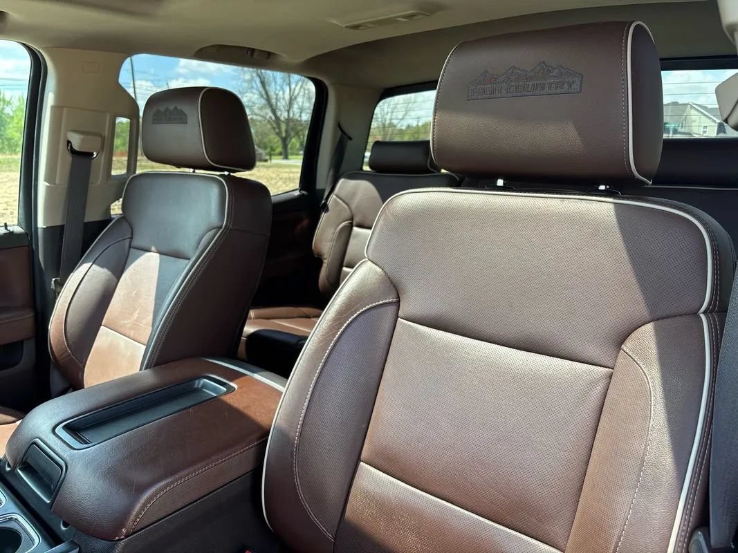 Used 2015 Chevrolet Silverado 2500 High Country w/ Duramax Plus Package AWD/4WD image 20