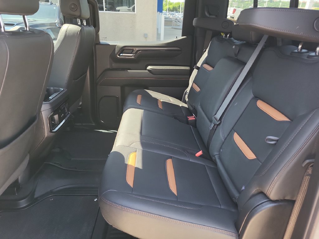 Used 2025 GMC Sierra 1500 AT4 w/ AT4 Premium Package AWD/4WD image 26