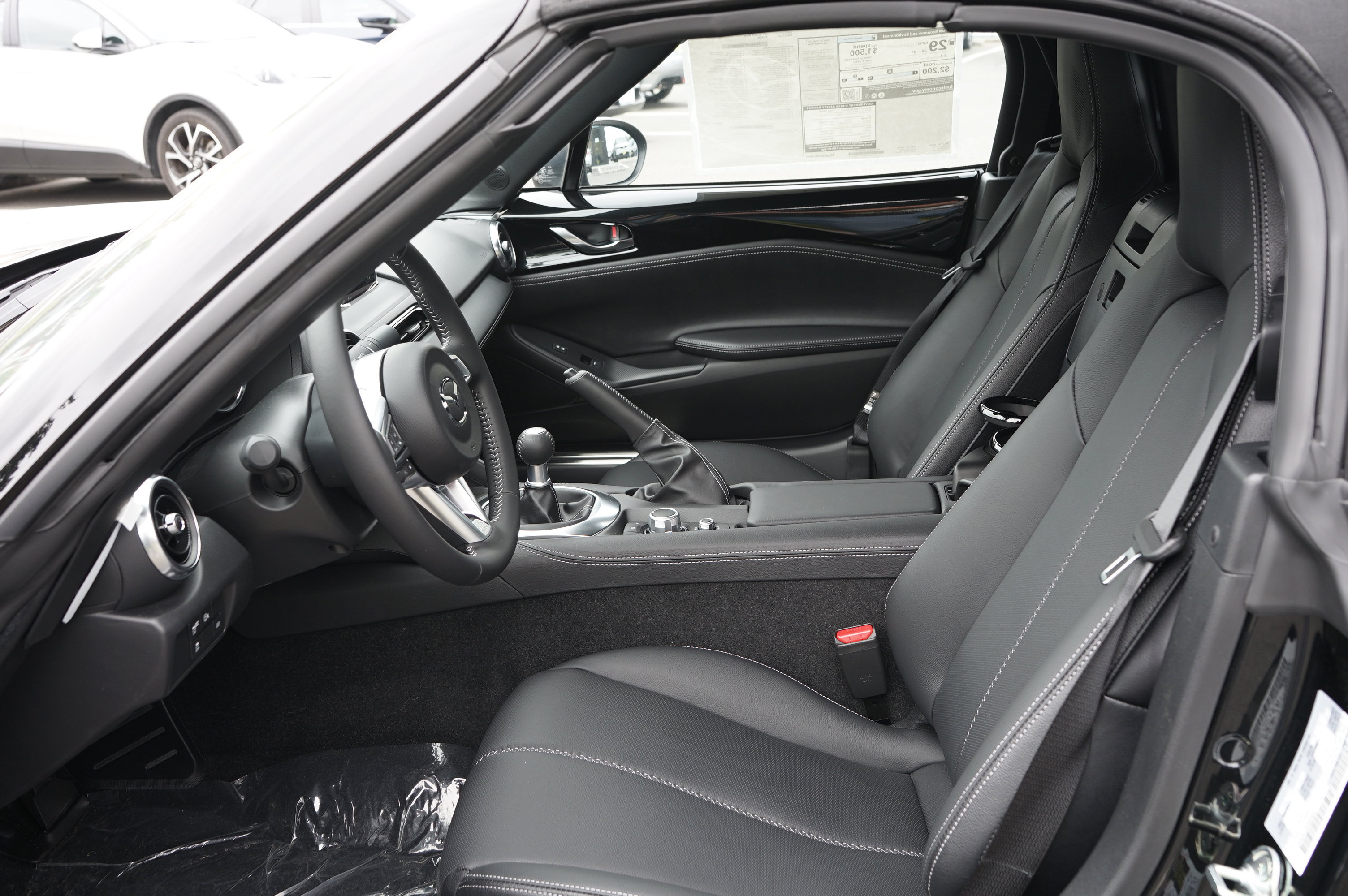 New 2025 MAZDA MX-5 Miata Grand Touring w/ Weather Package image 10