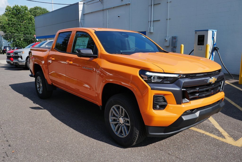 New 2026 Chevrolet Colorado LT w/ LT Convenience Package image 2