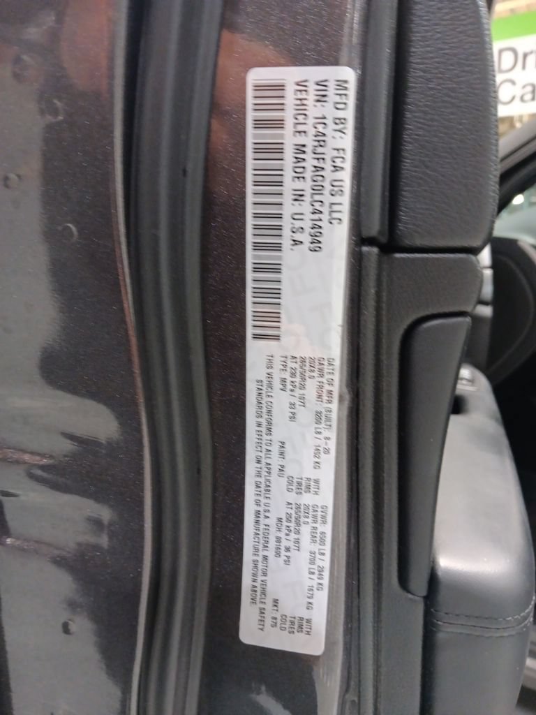 Used 2020 Jeep Grand Cherokee Altitude AWD/4WD image 3