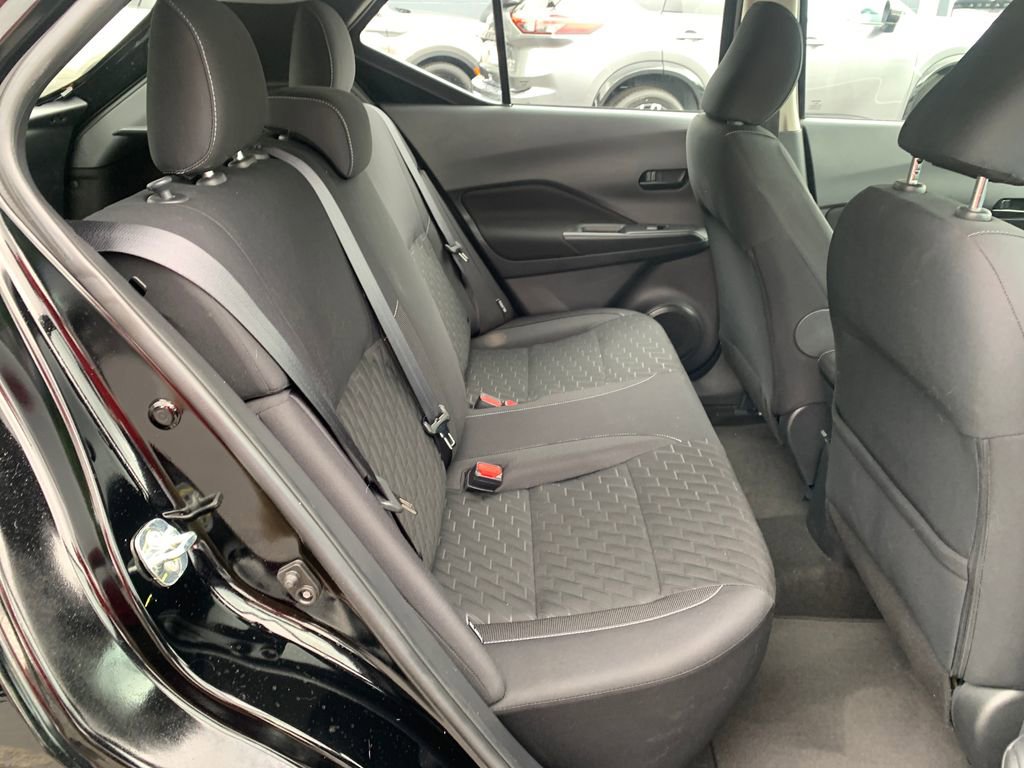 Used 2022 Nissan Kicks S FWD image 29
