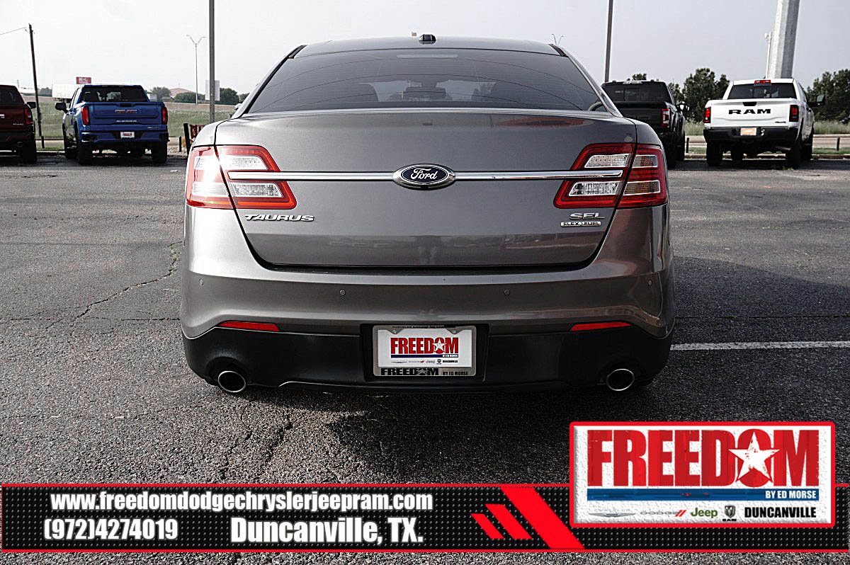 Used 2014 Ford Taurus SEL w/ Equipment Group 201A FWD image 4