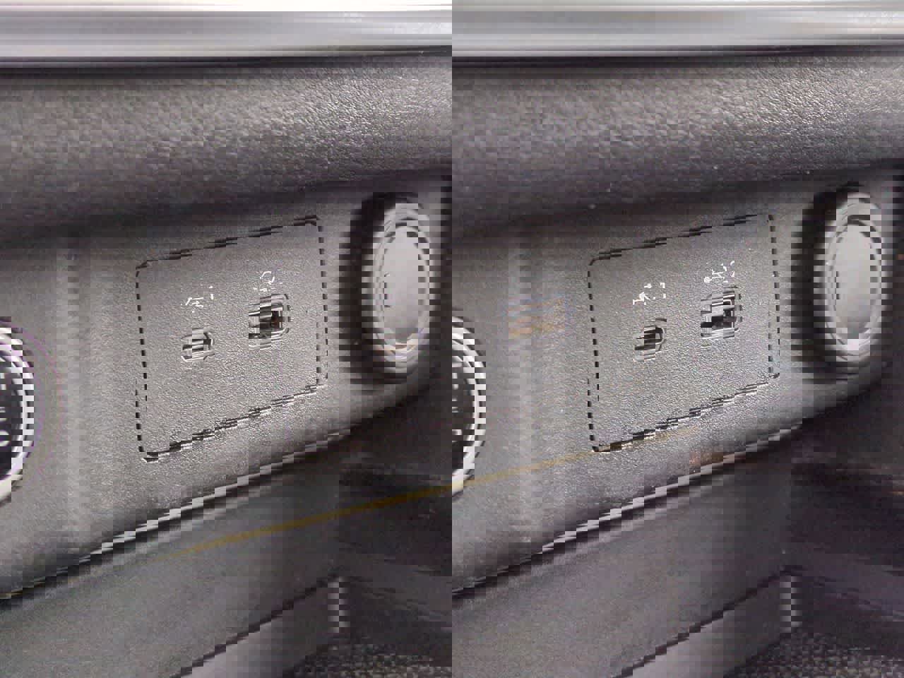 Used 2021 Nissan Rogue SL w/ Premium Package image 32