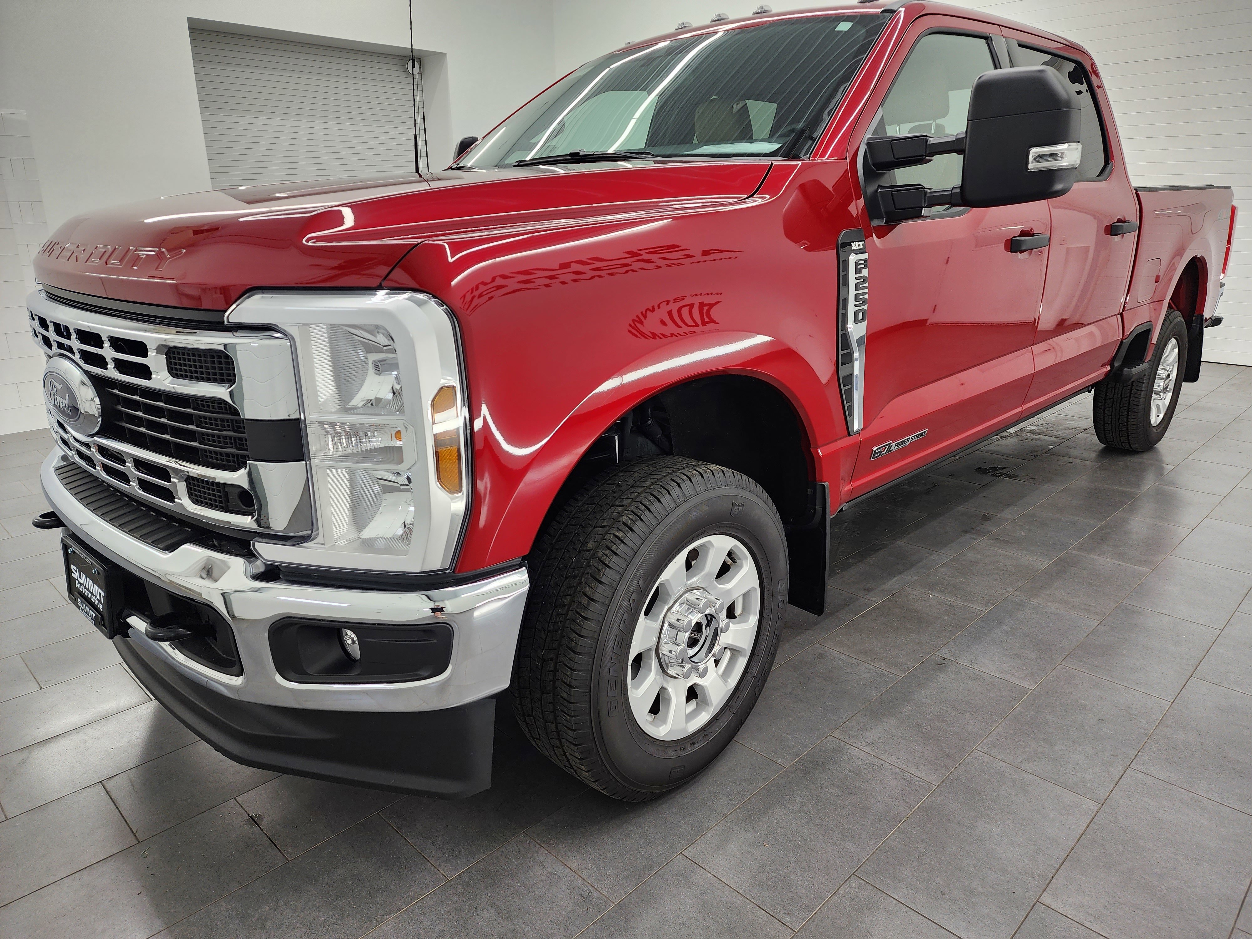 Used 2024 Ford F250 XLT image 7