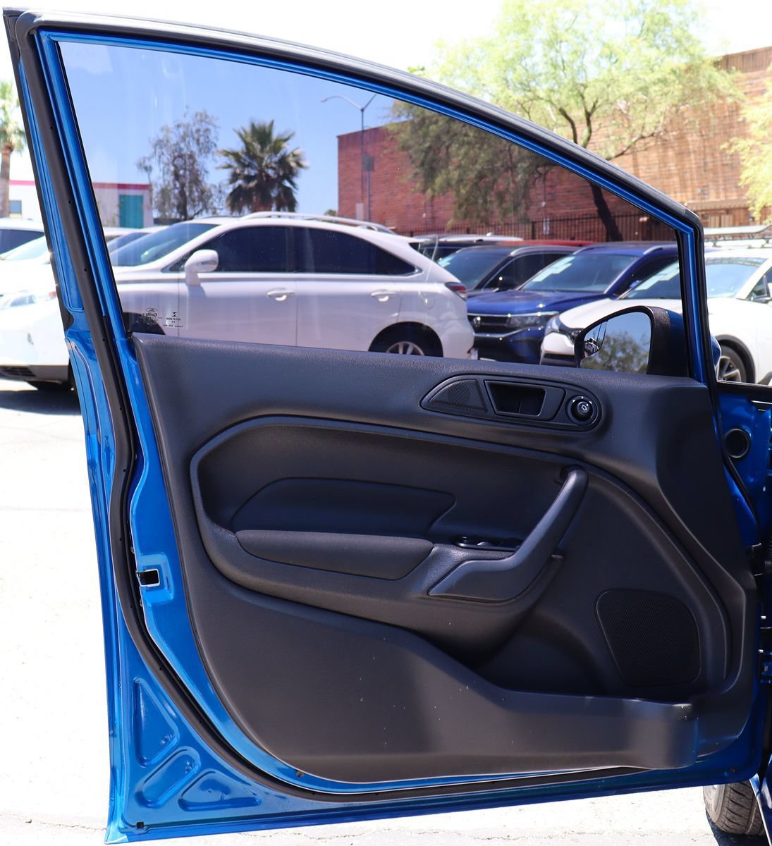 Used 2019 Ford Fiesta SE FWD image 36