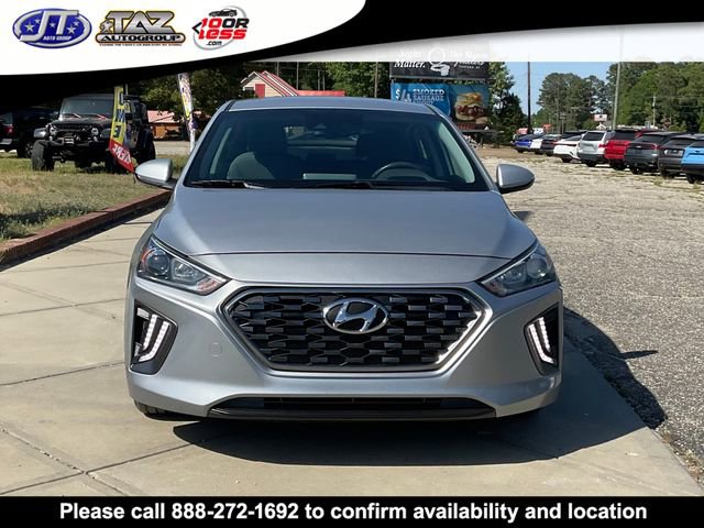 Used 2022 Hyundai Ioniq SE FWD image 2