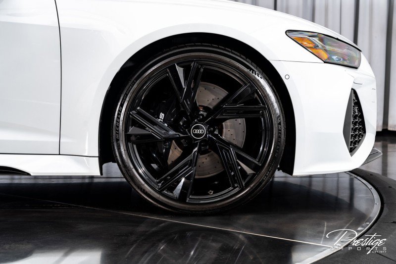 Used 2022 Audi RS 6 w/ Executive Package image 22