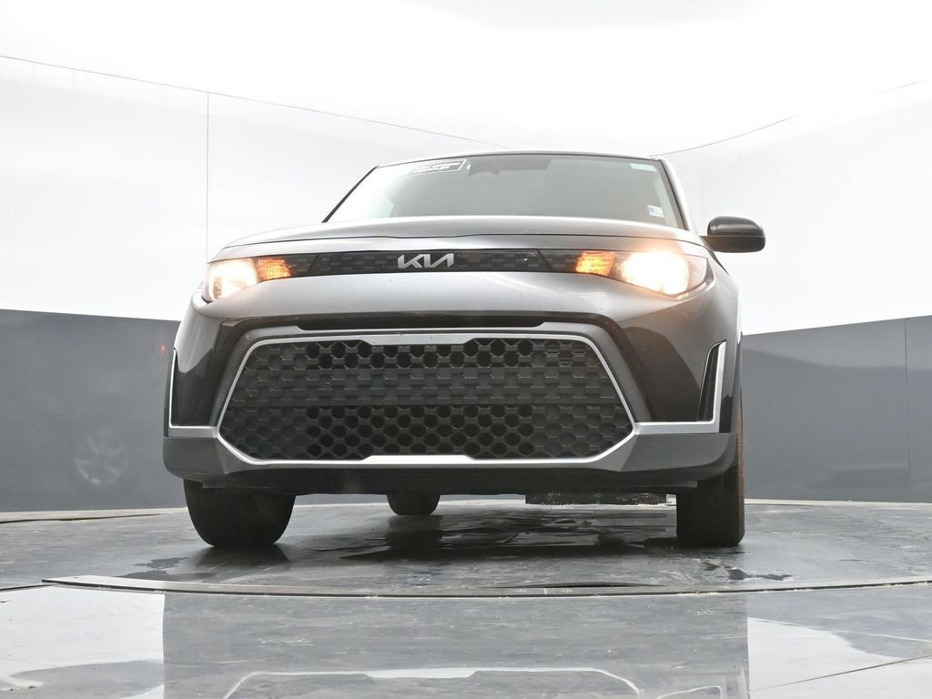 Used 2025 Kia Soul LX w/ LX Technology Package image 35
