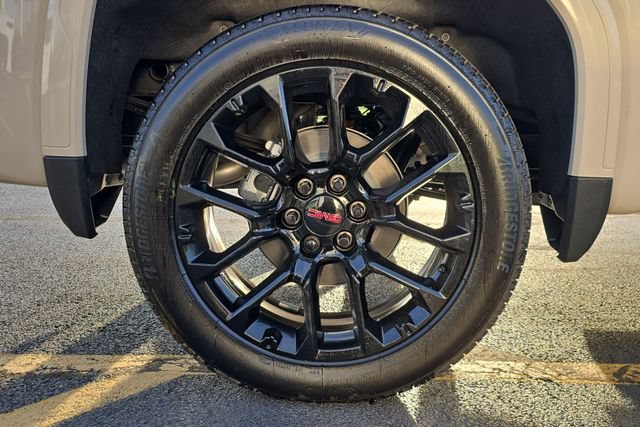 New 2026 GMC Sierra 1500 Denali w/ Denali Reserve Package AWD/4WD image 34