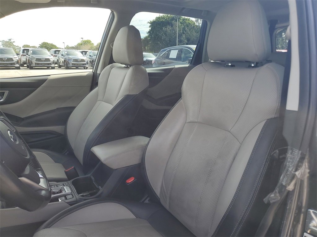 Used 2022 Subaru Forester Limited image 22
