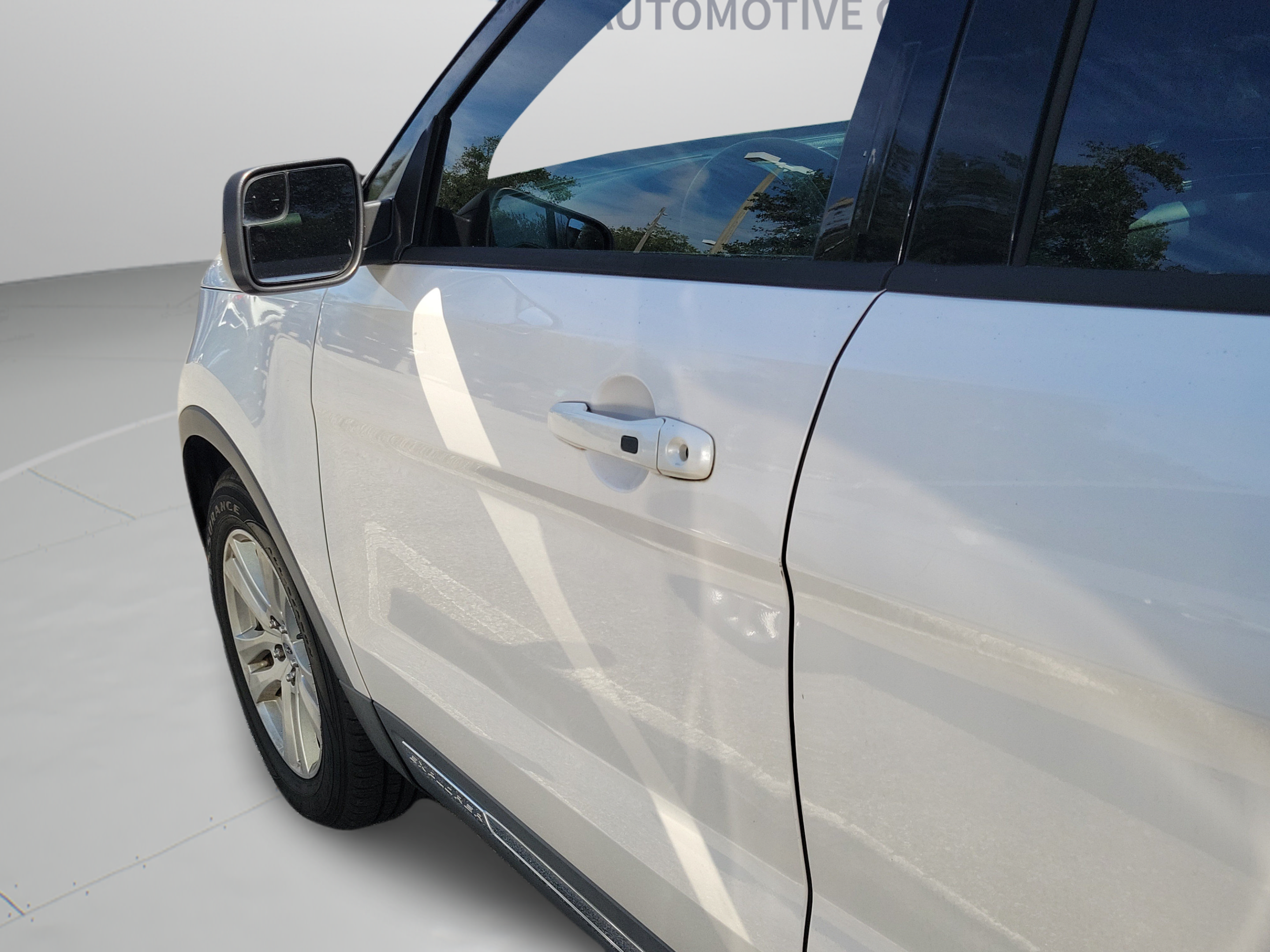 Used 2019 Ford Explorer XLT w/ Class III Trailer Tow Package FWD image 27
