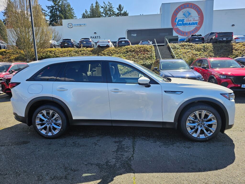 New 2026 MAZDA CX-90 Plug-In Hybrid w/ Preferred image 4