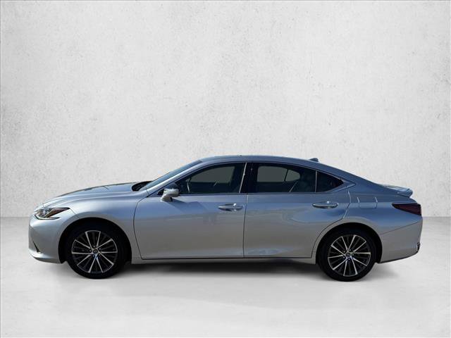Used 2025 Lexus ES 300h w/ Premium Package image 9