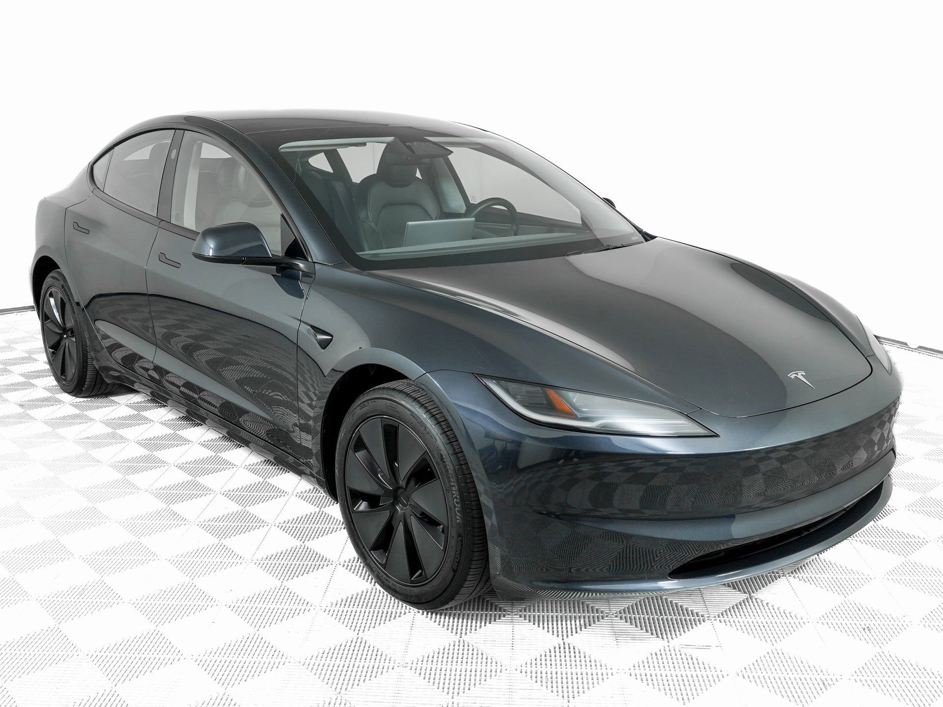 Used 2024 Tesla Model 3 Long Range image 3