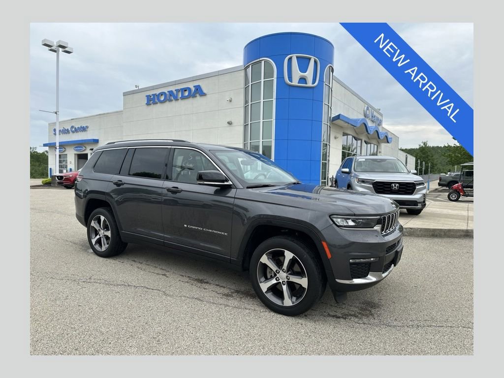 Used 2023 Jeep Grand Cherokee L Limited AWD/4WD image 1