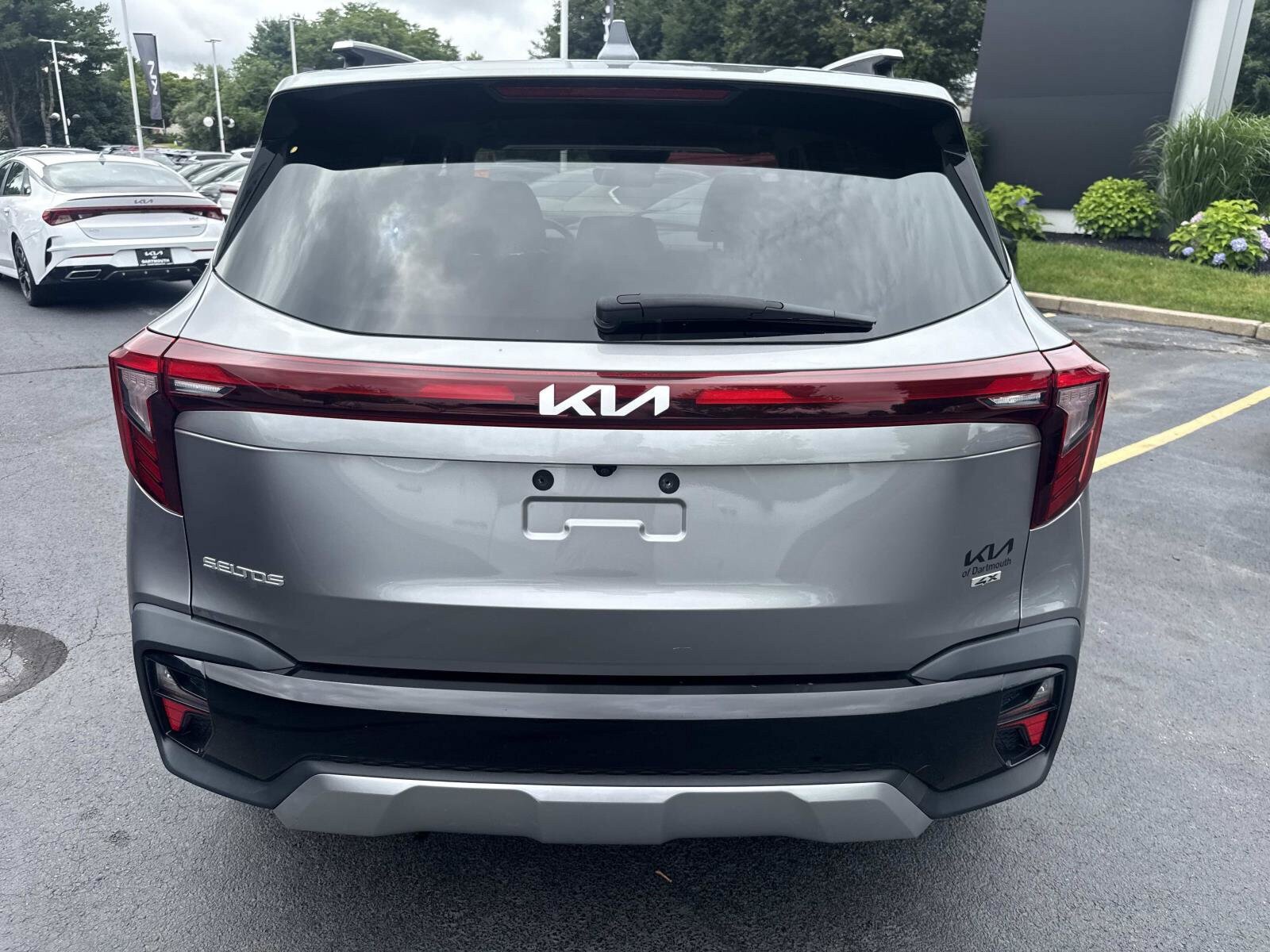 Used 2024 Kia Seltos S AWD/4WD image 4