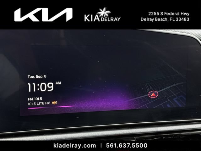 Certified 2024 Kia Niro SX Touring FWD image 18