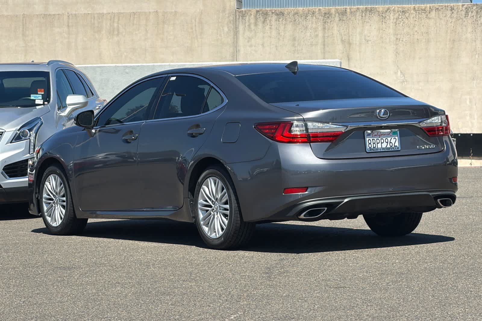 Used 2018 Lexus ES 350 w/ Accessory Package FWD image 7