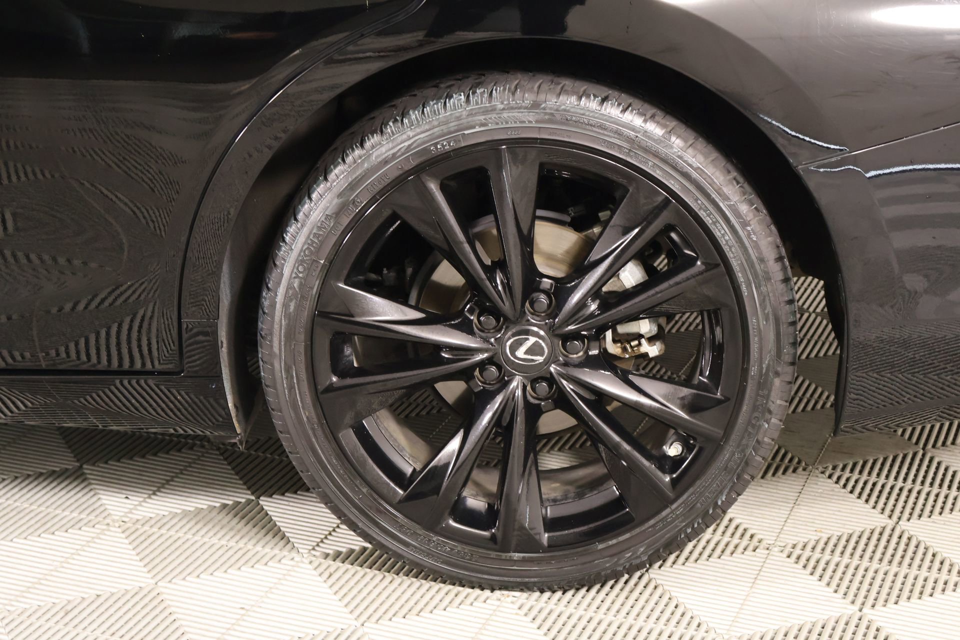 Used 2024 Lexus ES 300h F Sport w/ Accessory Package (Z2) FWD image 20