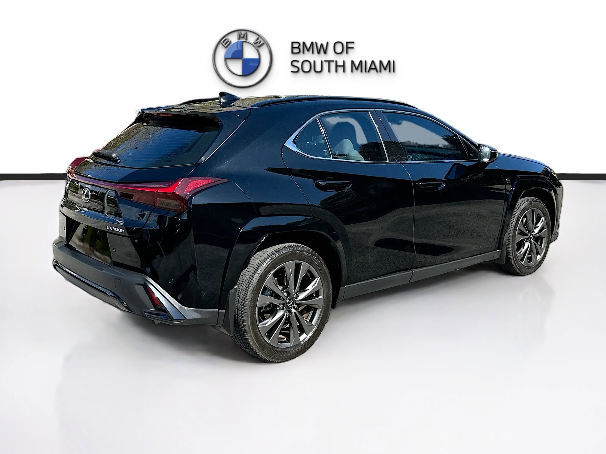 Used 2025 Lexus UX 300h FWD image 7