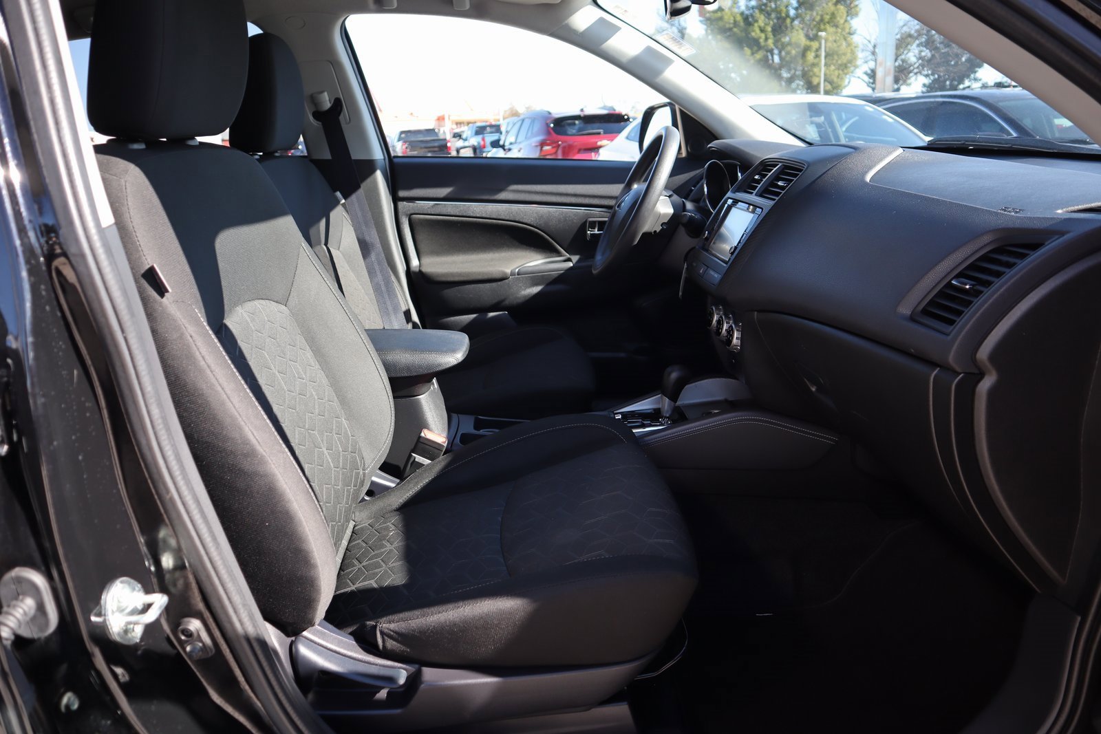 Used 2024 Mitsubishi Outlander Sport ES image 10