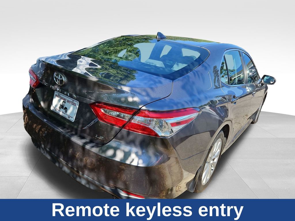 Used 2020 Toyota Camry LE FWD image 3