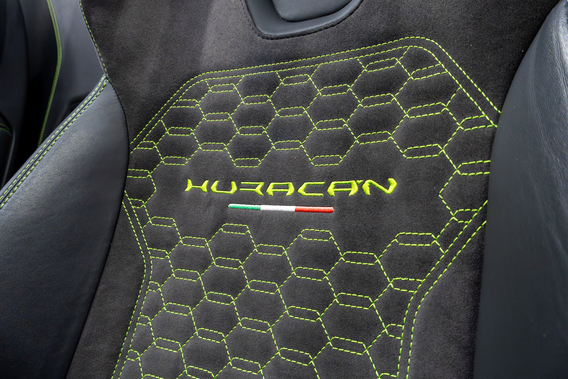 Used 2017 Lamborghini Huracan LP 610-4 image 8