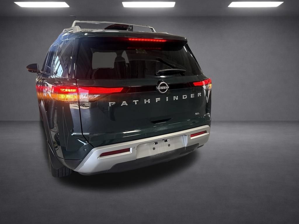 Used 2022 Nissan Pathfinder SL FWD image 17