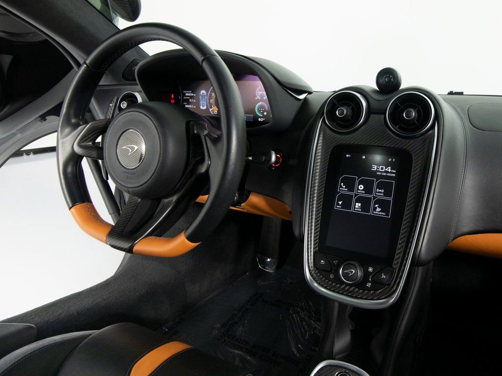 Used 2017 McLaren 570S Coupe image 27