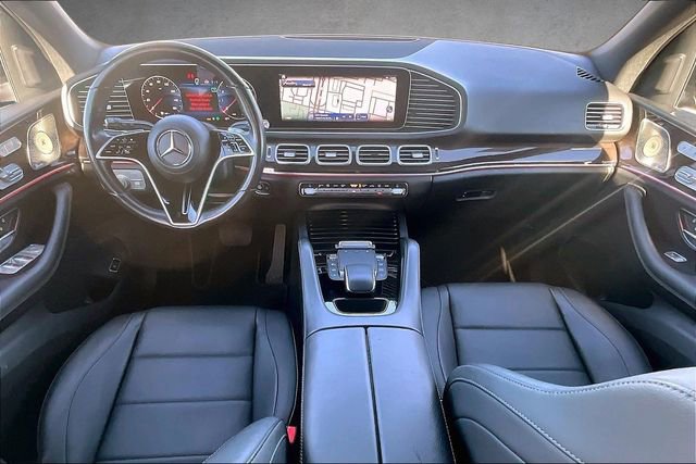 Used 2024 Mercedes-Benz GLE 350 GLE 350 w/ 3rd Row Seat Package image 12