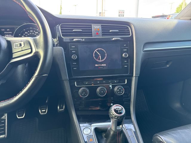 Used 2020 Volkswagen GTI SE FWD image 19