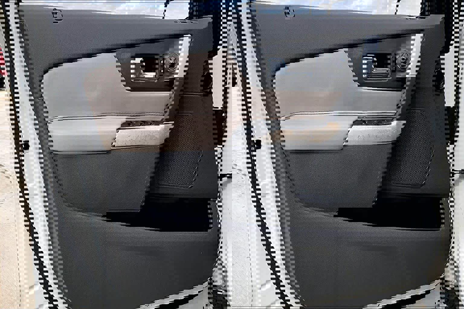 Used 2012 Ford Edge SE image 19