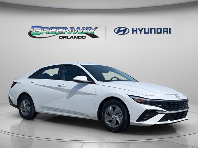 Used 2024 Hyundai Elantra SE