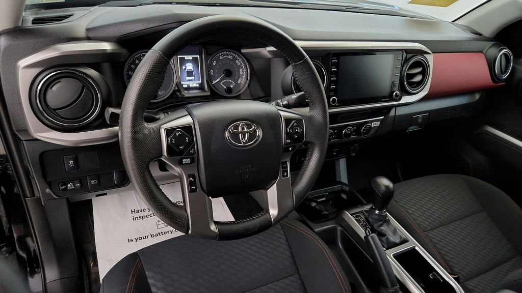 Certified 2023 Toyota Tacoma SR5 AWD/4WD image 25