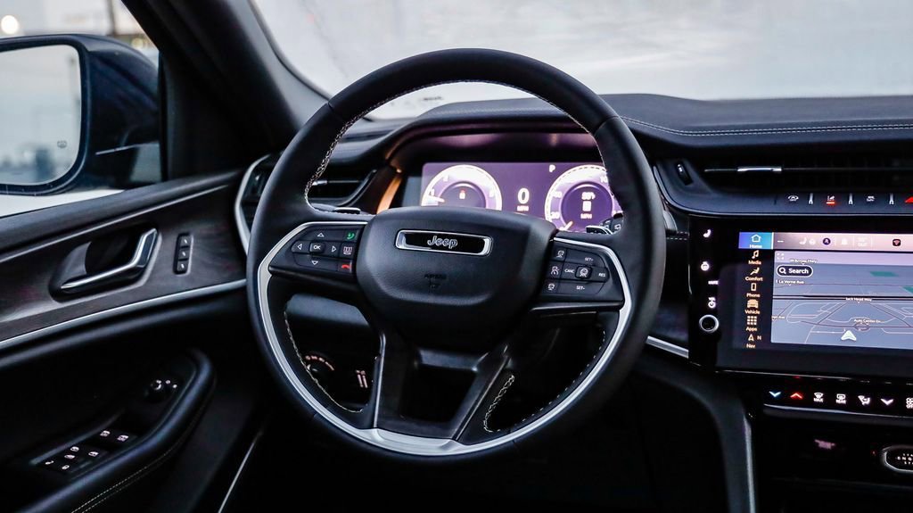 New 2026 Jeep Grand Cherokee Limited w/ Limited Altitude Package image 18