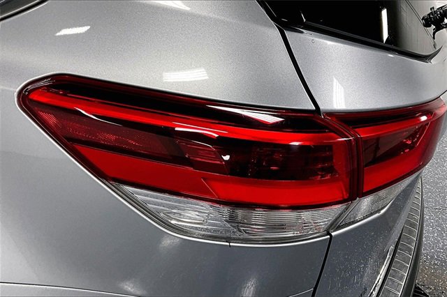 Used 2017 Toyota Highlander Limited w/ Protection Package #3 image 24