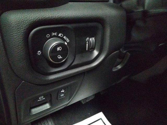 Used 2025 RAM 1500 Big Horn AWD/4WD image 28