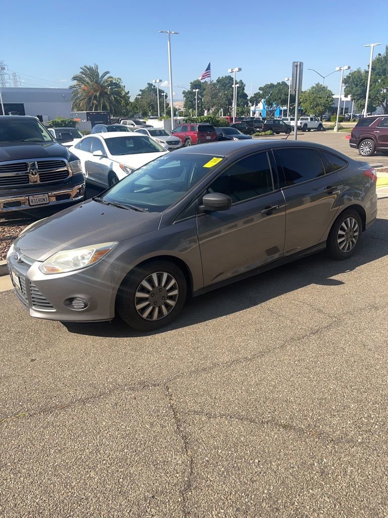 Used 2012 Ford Focus S FWD image 1
