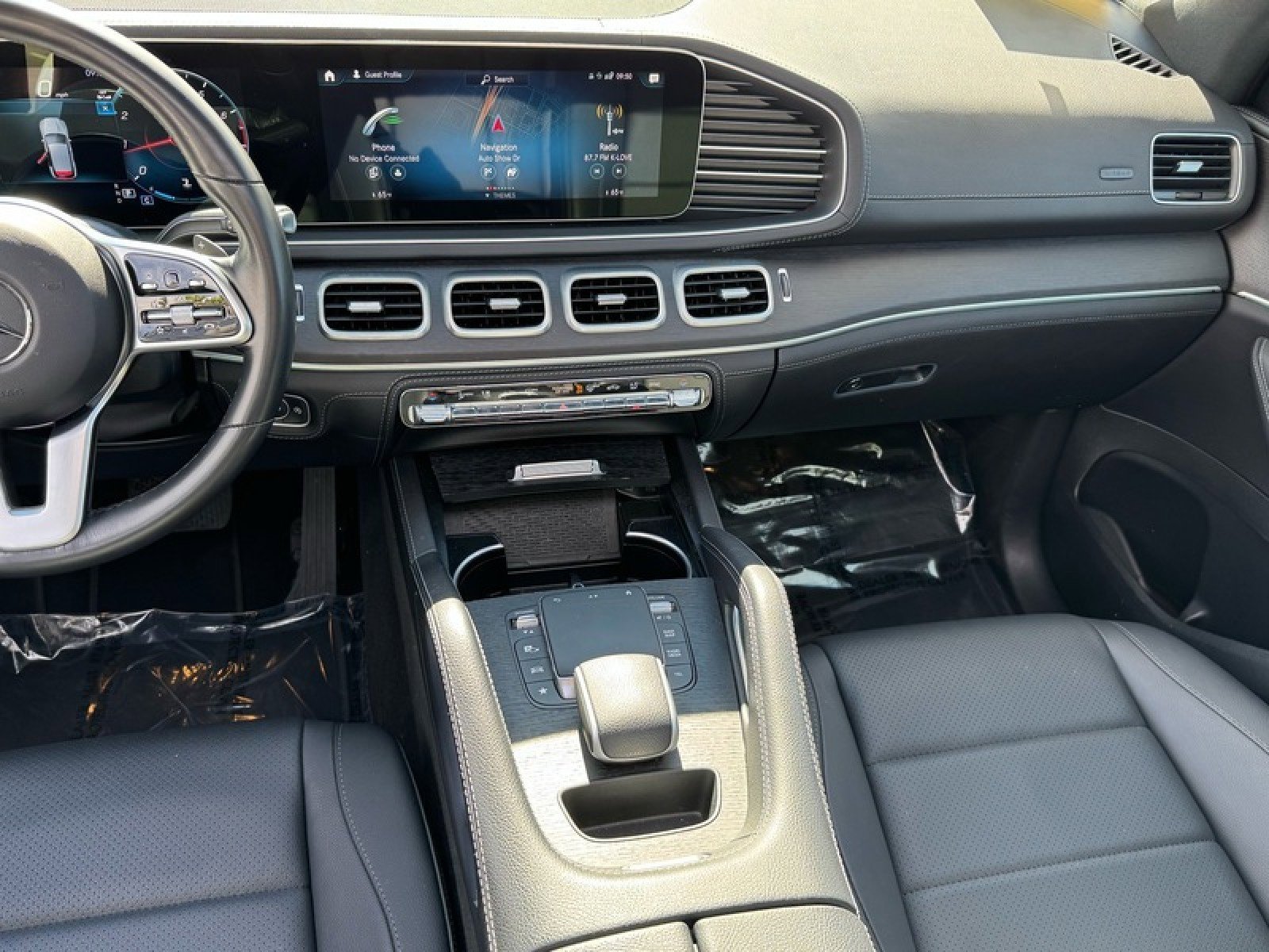 Certified 2023 Mercedes-Benz GLE 350 4MATIC w/ Premium Package image 17