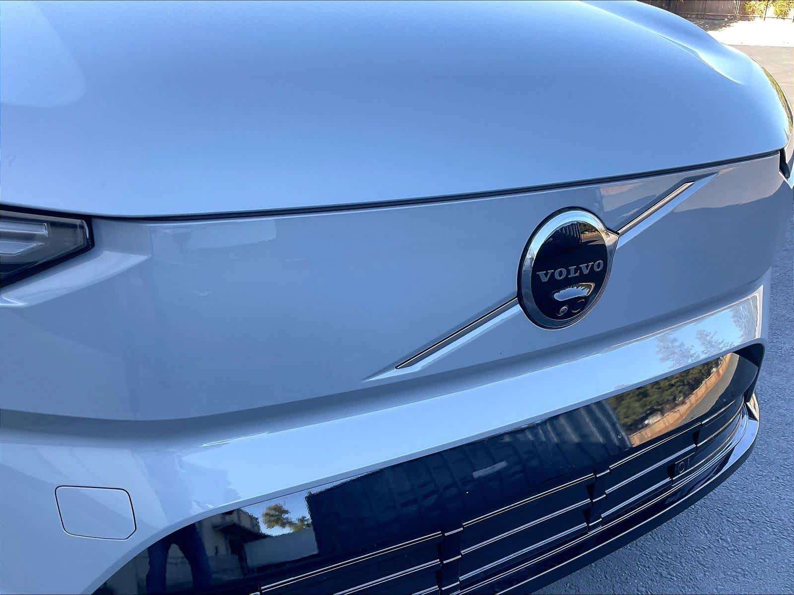 New 2026 Volvo EX90 Plus AWD/4WD image 34
