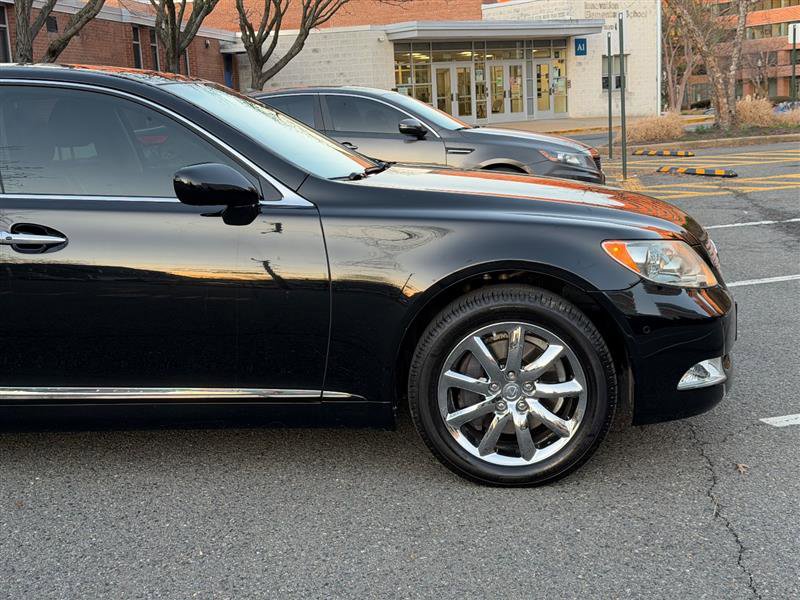 Used 2008 Lexus LS 460 image 3